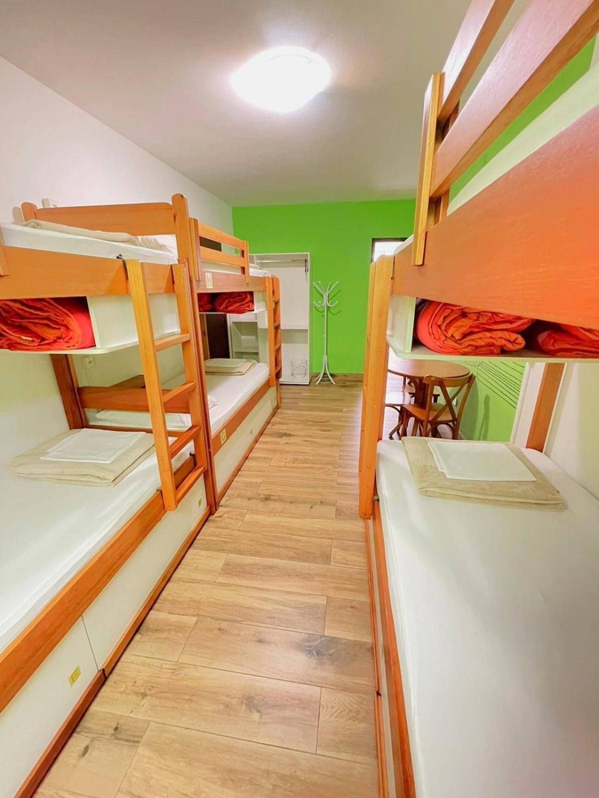 Jardim Botanico House Hostel Curitiba Exterior photo