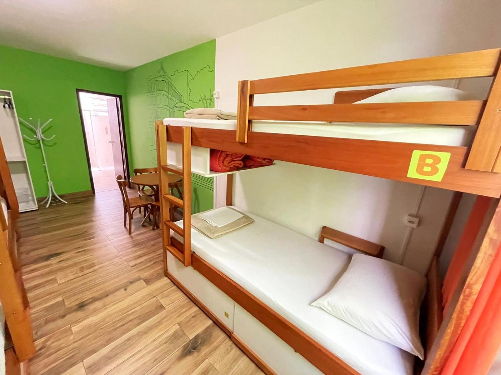 Jardim Botanico House Hostel Curitiba Exterior photo